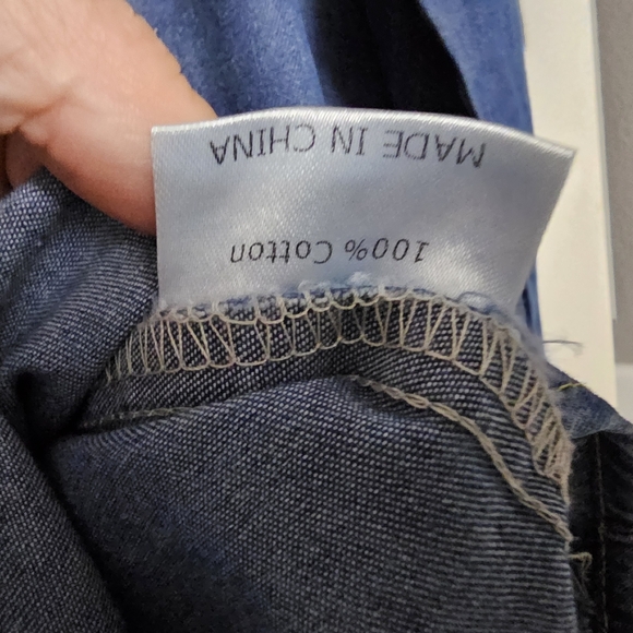 NWOTS! WOMENS LONG SLEEVE FADED JEAN SNAP CLOSURE SHIRT! SIZE MED! NWOTS! - Picture 6 of 10